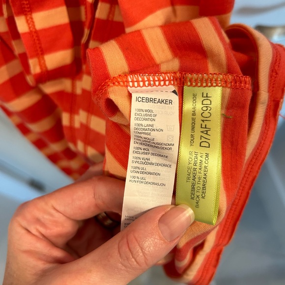 Icebreaker striped peach/coral dress - Picture 5 of 7